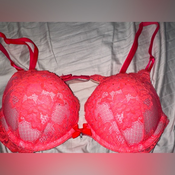 VS Bombshell 2 piece set! - Picture 2 of 5